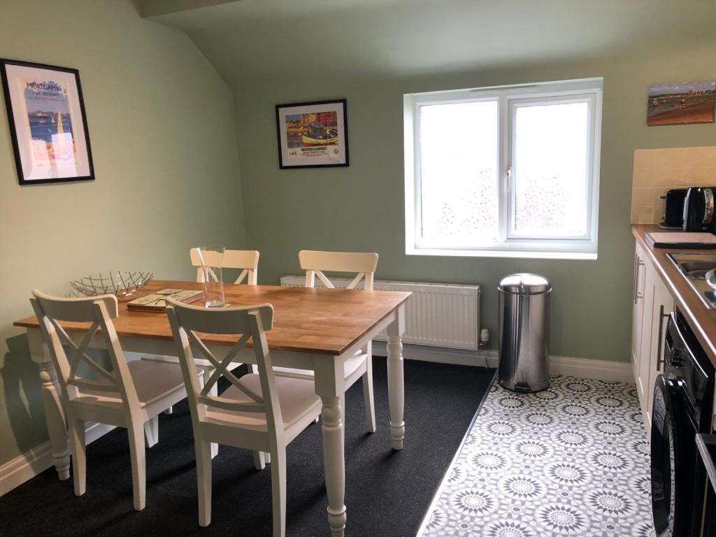 Bare Village Holiday Apartment موركامب المظهر الخارجي الصورة
